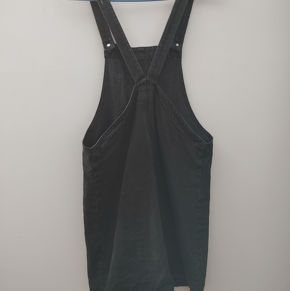 Cute denim jumper dress - Picture 2 of 4